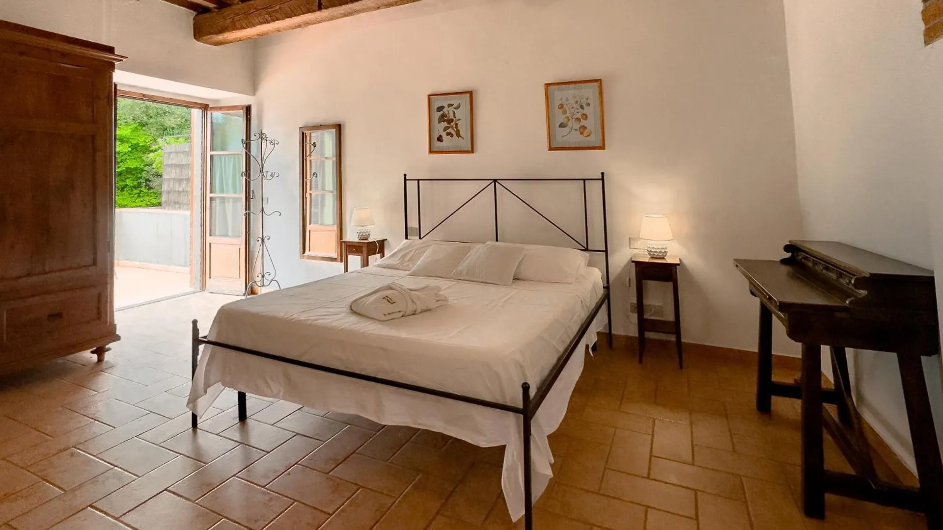 La Ferriera Exclusive Resort - Pool & Waterfall Loro Ciuffenna 0*,