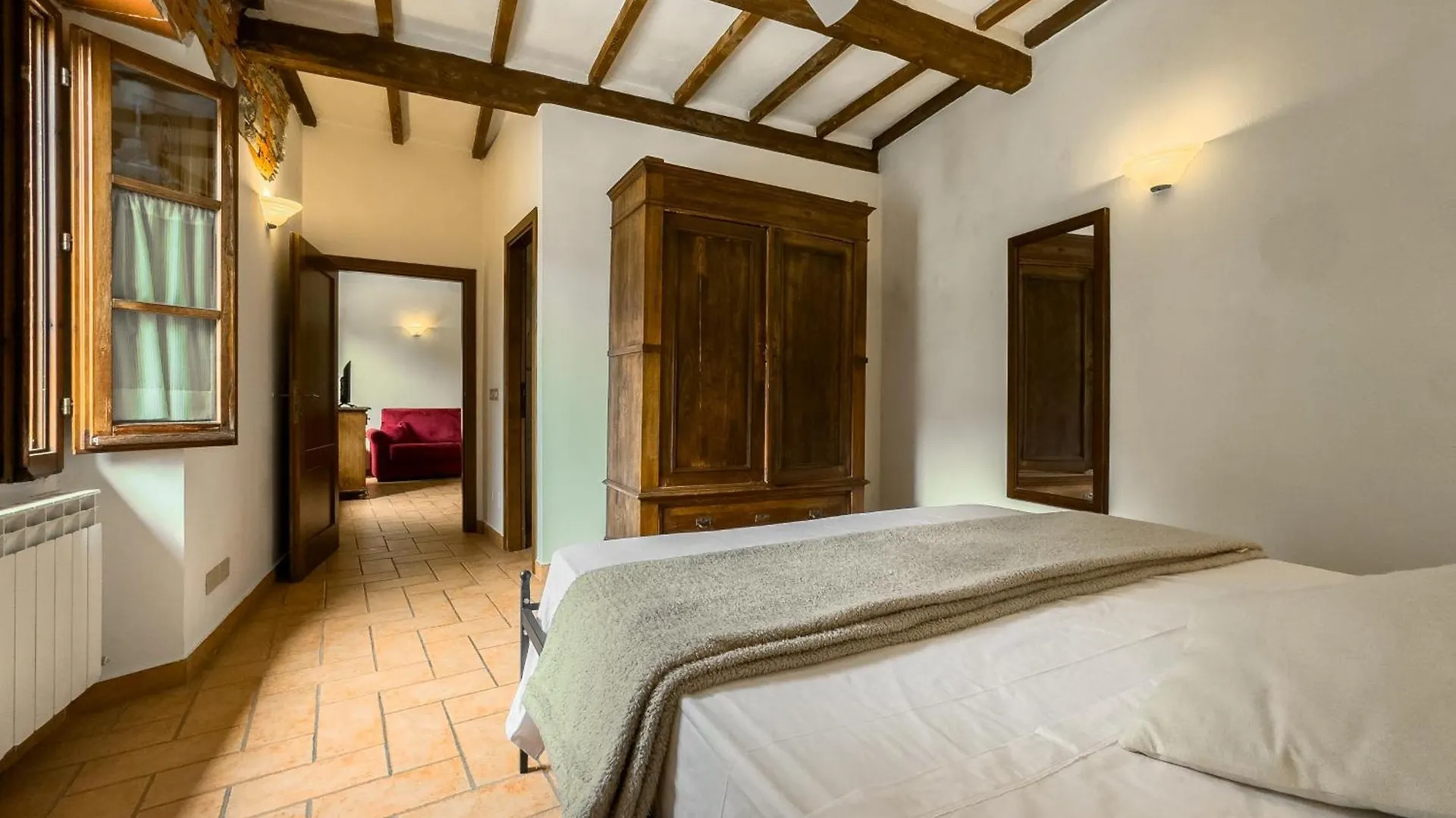 Farm stay La Ferriera Exclusive Resort - Pool & Waterfall Loro Ciuffenna Italy