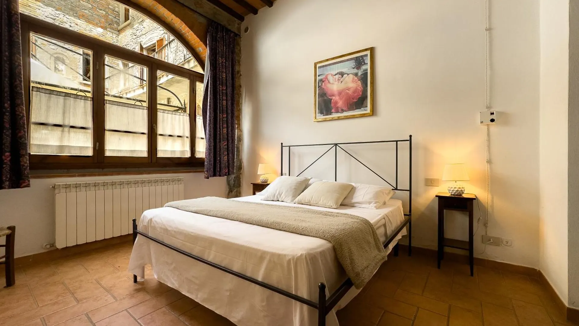 La Ferriera Exclusive Resort - Pool & Waterfall Loro Ciuffenna Italy