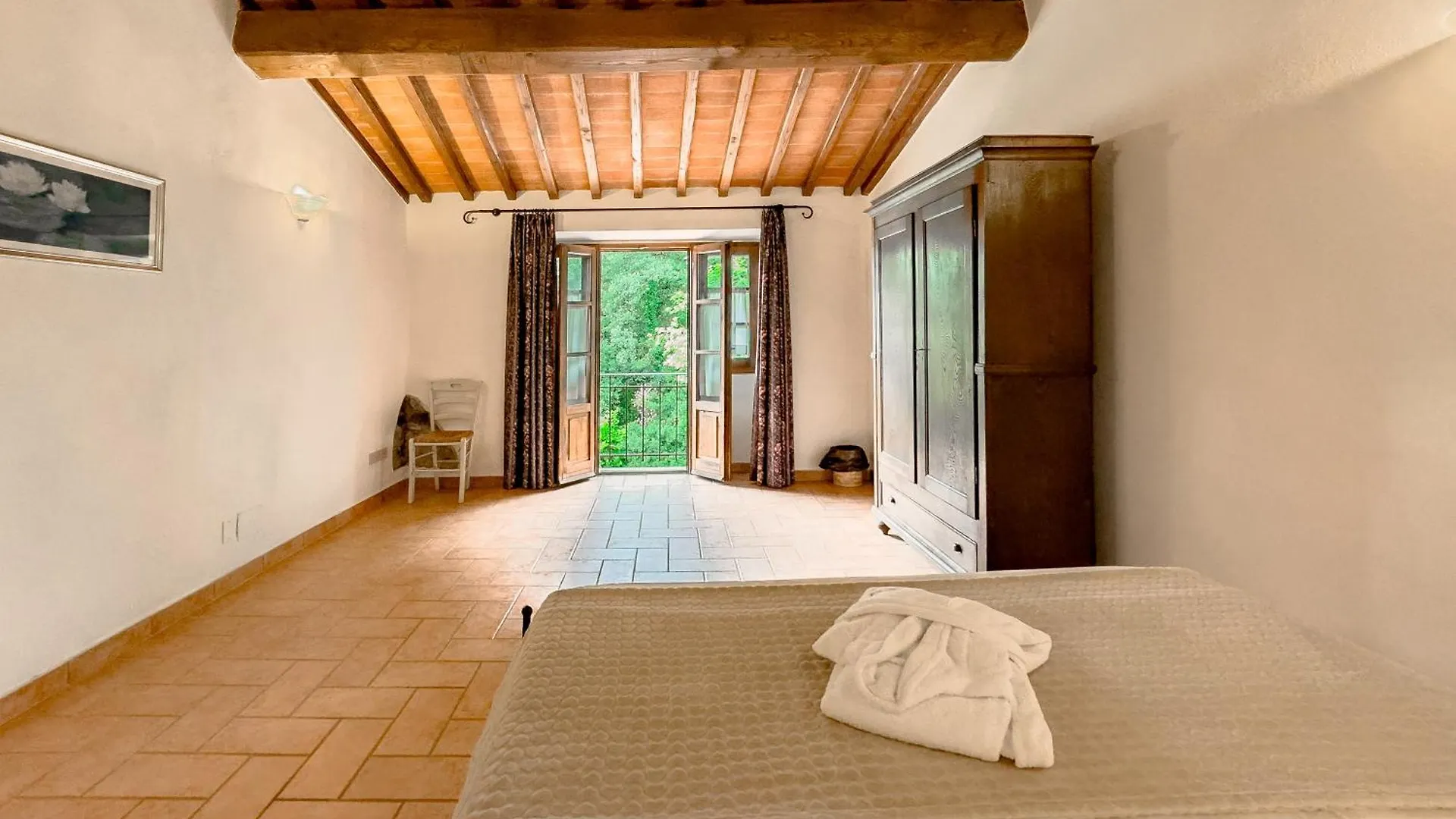 La Ferriera Exclusive Resort - Pool & Waterfall Loro Ciuffenna Vakantieboerderij