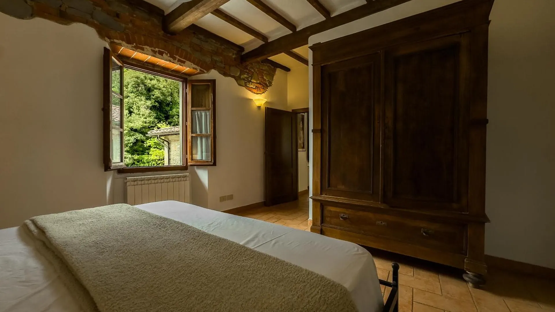 Vakantieboerderij La Ferriera Exclusive Resort - Pool & Waterfall Loro Ciuffenna
