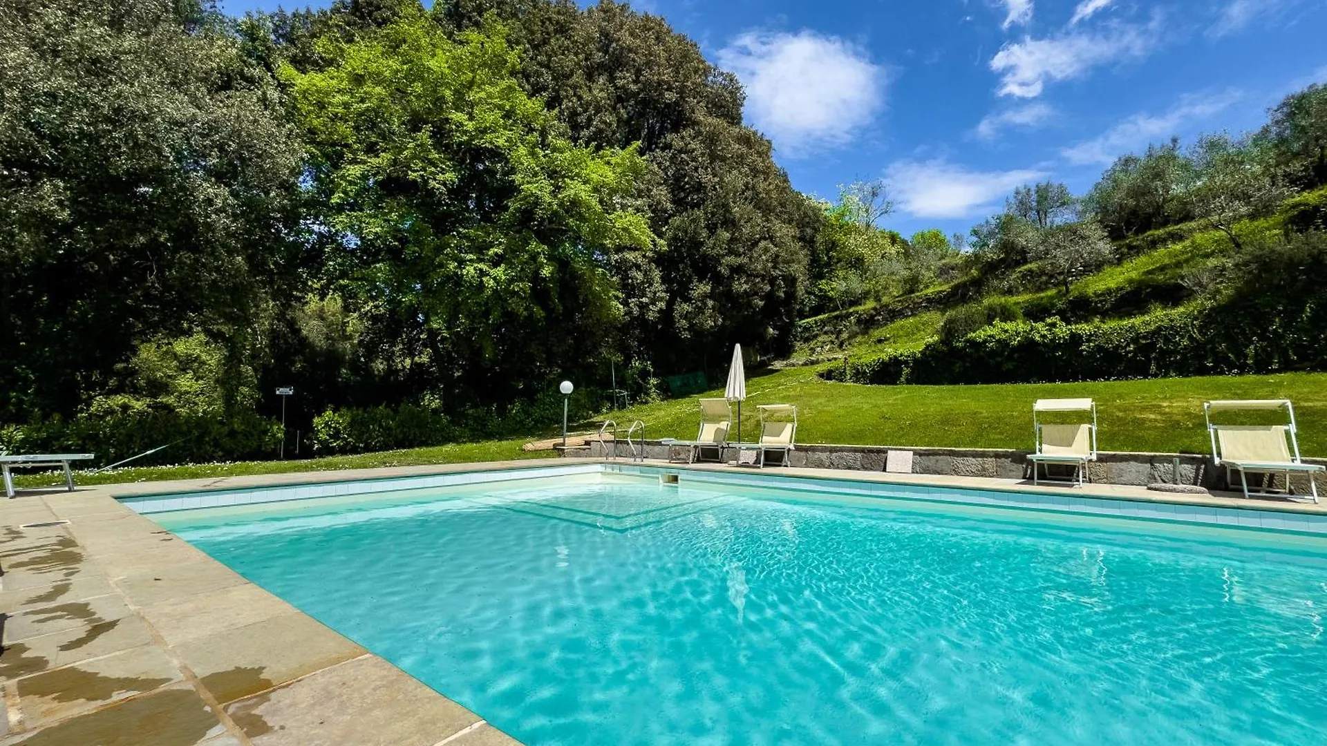 La Ferriera Exclusive Resort - Pool & Waterfall Loro Ciuffenna 0*,  Italië