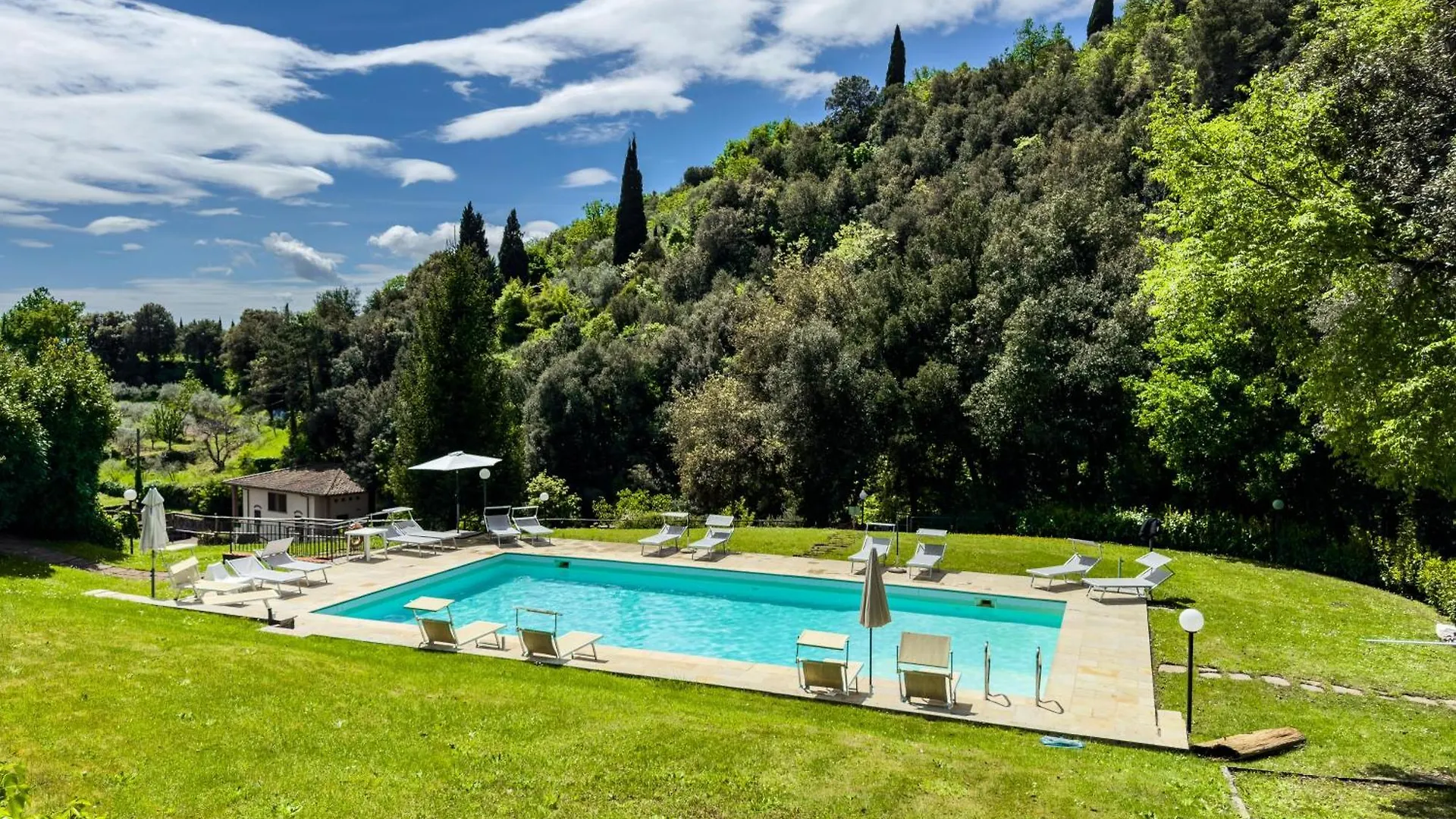 Vakantieboerderij La Ferriera Exclusive Resort - Pool & Waterfall Loro Ciuffenna Italië
